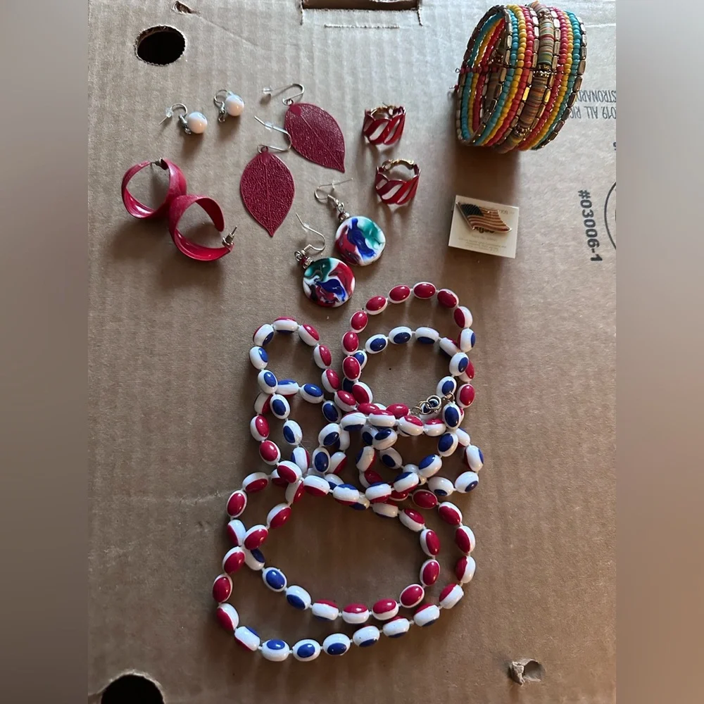 Elegant Multicolor Jewelry Set lot
